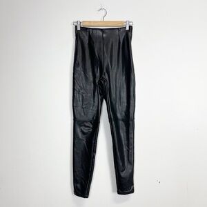 Abercrombie & Fitch Pants Womens Size Small Black Vegan Faux Leather Skinny Leg